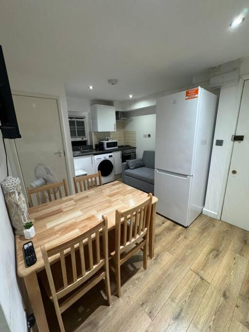 Cozy Apartment - 5 Min From Camden Market Hw7 London Exteriör bild